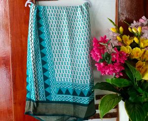 Elegant Printed Saree