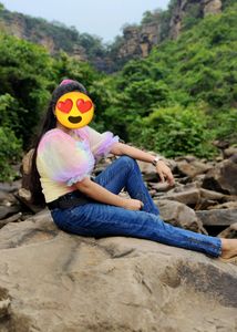 New Rainbow Crop Top 🌈⚡ Very Trendy . Puff Sleeves With Beautiful Neck