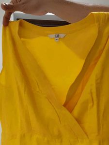 Yellow Sleeveless Casual Dress