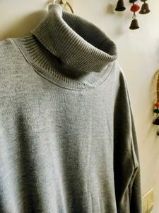 Turtle Neck Sweatshirt Women