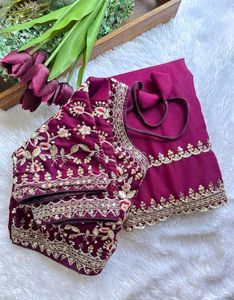 Saree With Blouse