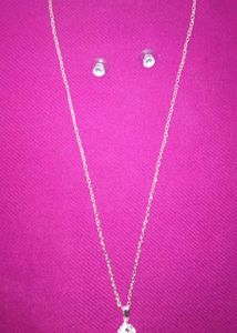 Trendy Pendant Chain with Matching Earrings