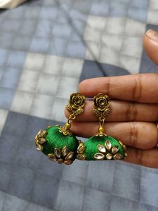 Green Thread Bangles With Earrings