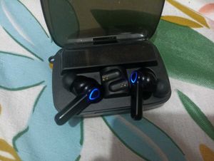 Emergency Powerbank Torch TWS earbuds