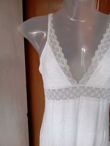 Chic White Lace-Trim Nightdress