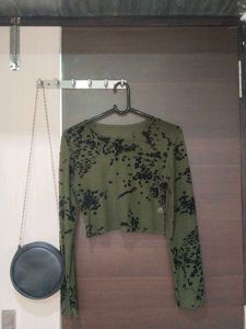 Olive Green Crop Top 😻