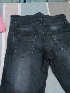 Slim Jeans For Casual Wear