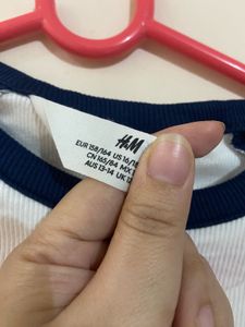 H&amp;M Fitted top 2