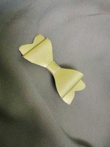 Golden Simple Hairbow Clip