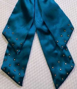 Long Tail Bow