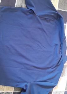 SHEIN Navy Graphic Crop Top