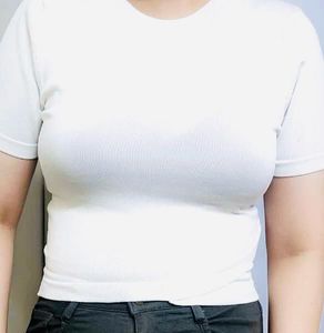 Chic White Half Sleeve T-Shirt for Women