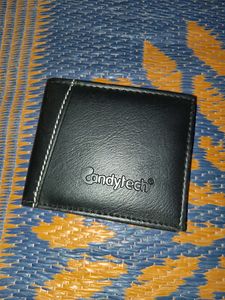 Soft 1 Black Wallet