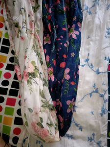 Set Of 3 Cotton Scarfs