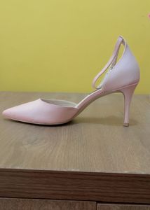 Nine West Pink Pointed Heels