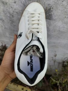 Red Tape White Casual Shoes