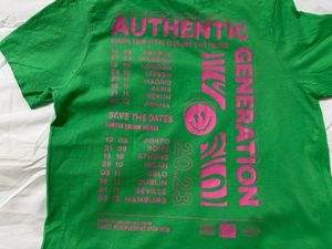 Green &#39;Running&#39; Graphic Tee