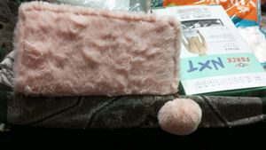 Woman&#39;s Pink Wallet