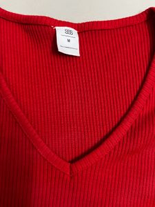 V-neck Red Top