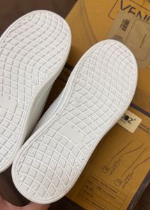 Vendoz 40White Sneakers water protection