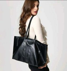 🖤Chic Black Tote Bag
