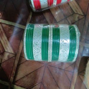 Green & White Bangles