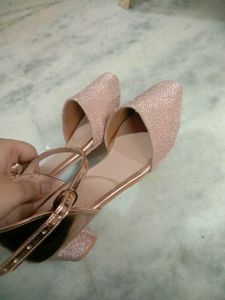 Shimmery Heels😍🎀