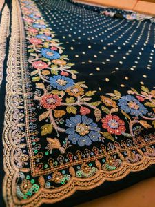 SareExpansive Embroidery Work 😳 Very Beautiful 🤩