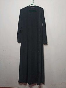 black abaya with detailing on the sides | women