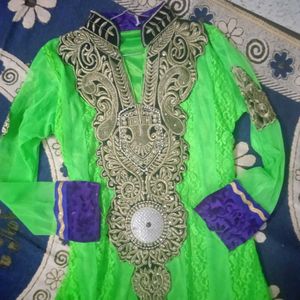 Elegant Green Embroidered Kurta Set