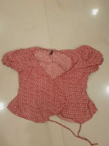Cute Floral Wrap Style Top With Puff Sleeves