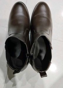 Brown Leather Chelsea Boots