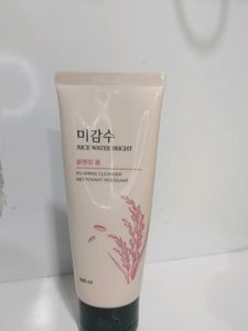 Rice Water Bright Foaming Cleanser
