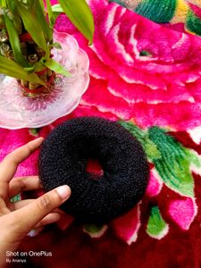Woman Stylish Hair Bun Rubber