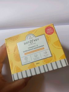 Dot &amp; Key Moisturizer