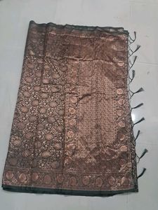 Elegant Patterned Saree