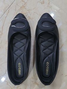 Elegant Black SHELCO Flats