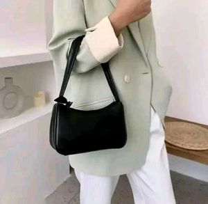 Black Leather Sling Bag 🖤