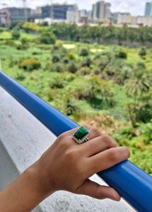 Elegant Emerald-Colored Statement Ring