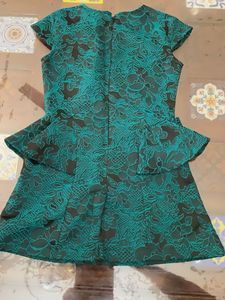Elegant Green Lace Dress