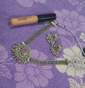 Oxidized Neck Set And Swiss Beauty Concealer