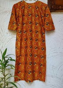 🎏 Kurta in Navy Blue &amp; Gold print Orange