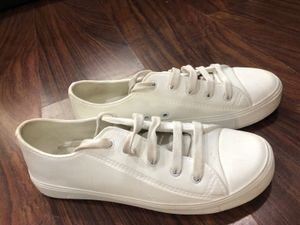 White Casual Shoes UK7