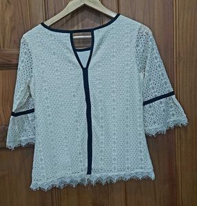 Premium Lace Bell Sleeve Top