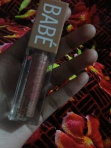 Babe Lip Gloss In Mauve