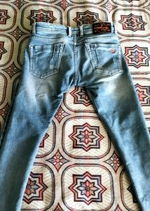 Blue Jeans (size 32)