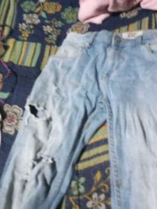 Ripped Jeans