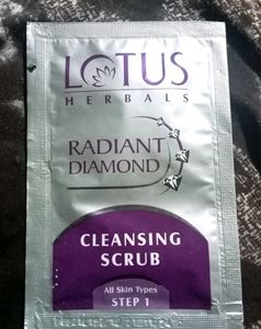 Lotus Herbals |Radiant Diamond |Cellular Radiance Facial Kit |All Skin Type |4 Step Facial Kit  Worth ₹325
