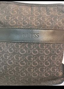 Guess Crossbody Bag🌸