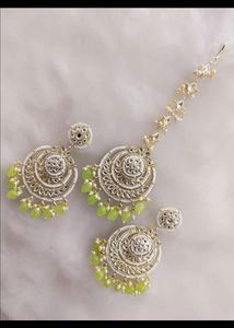 Misboota Earrings With Tikka